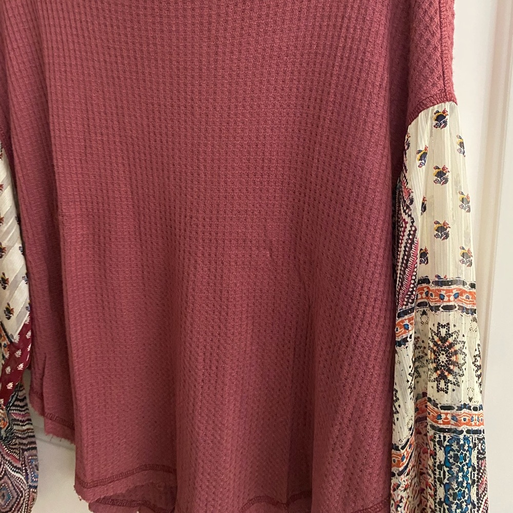 Boutique Boho Patterned Top - Picture 7 of 7
